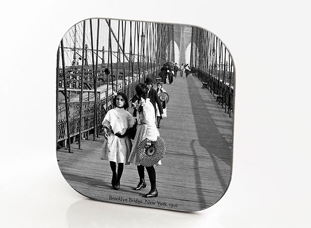 New York Hardboard & Fiberglass Coaster Bridges Collection: Brooklyn Bridge. New York. 1910