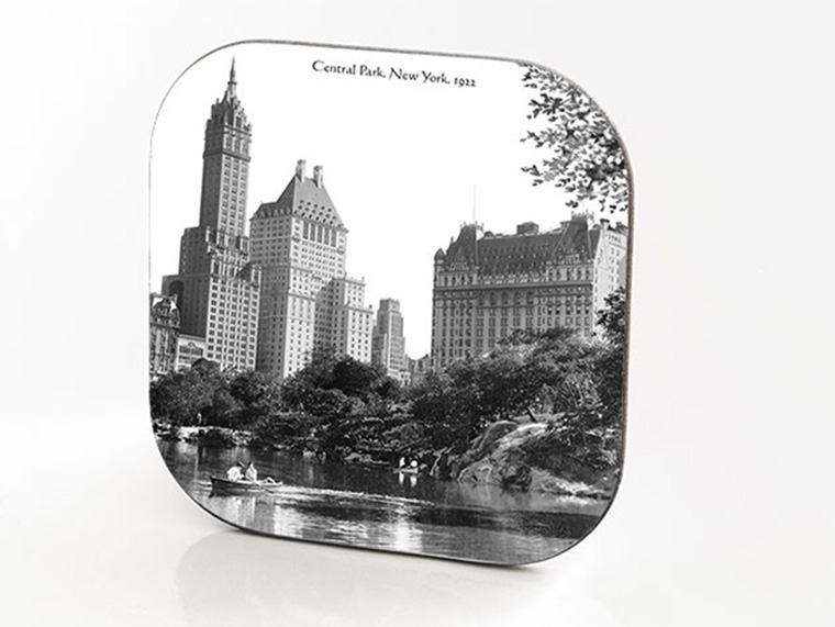 New York Hardboard & Fiberglass Coaster Central Park & Plaza Hotel. New York. 1922