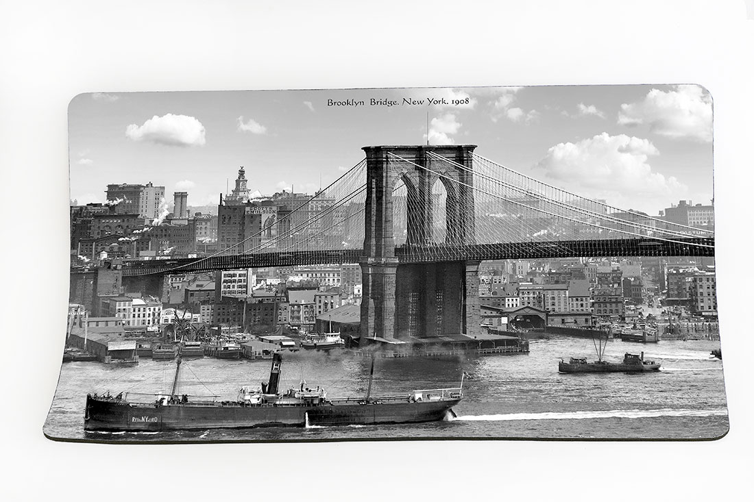 New York Placemat. Brooklyn Bridge. New York. 1908