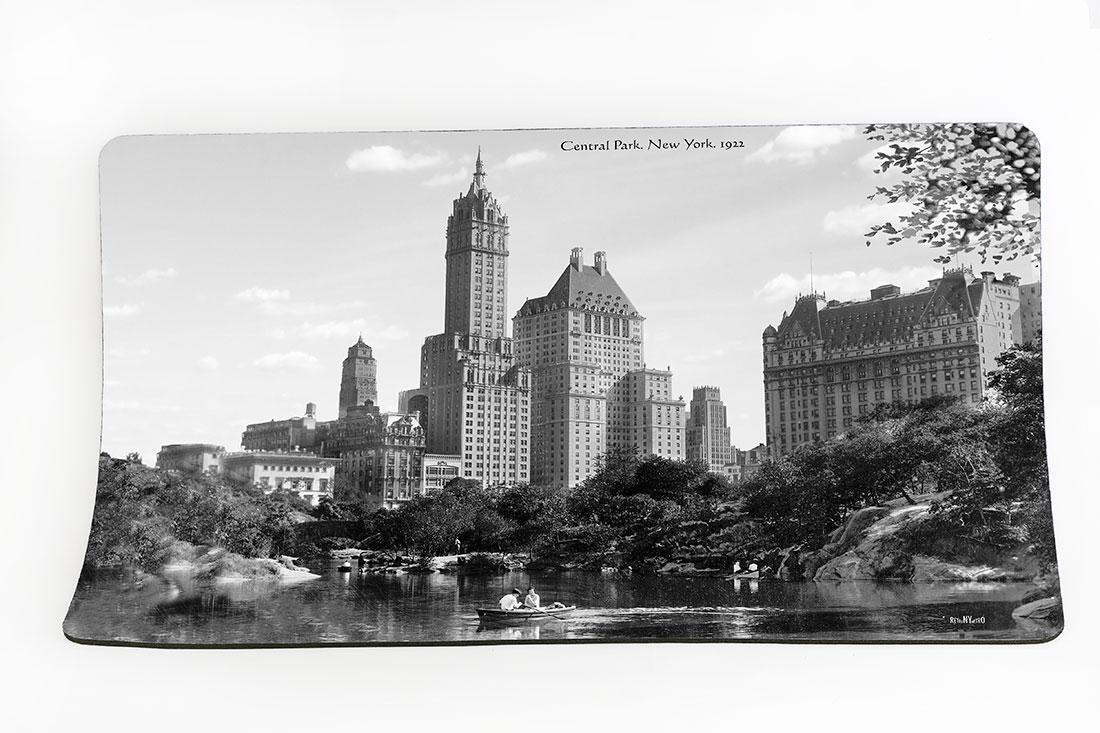 New York Placemat. Central Park & Plaza Hotel. New York. 1922